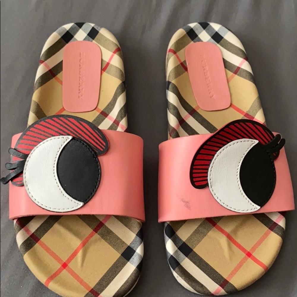 Authentic Burberry Pink Slides sz 34 or US 3